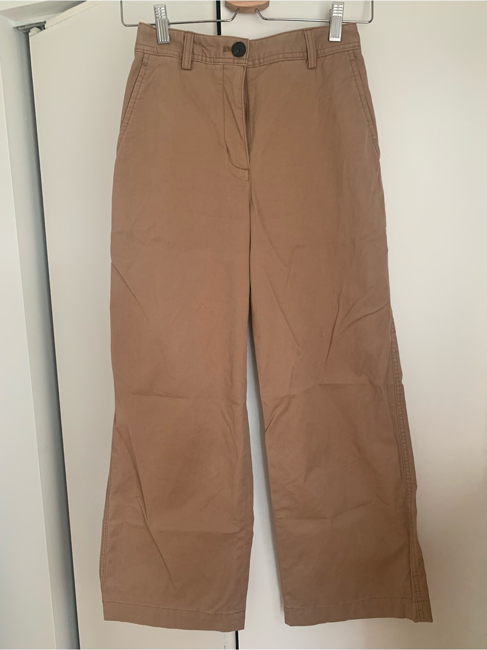 Aritzia Wilfred Women's Chino Cropped Wide-Leg Pants in Tan